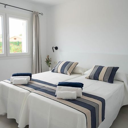 Sagitario Rymar Apartamentos Cala en Bosch Kültér fotó